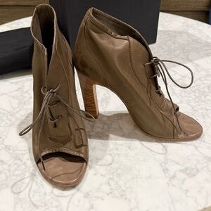 Nil Sander Taranto  Glove Leather Lace up PeepToe Bootie.  37.5
